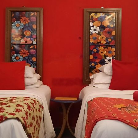 Forest Paradise Inn Teluk Bahang Private Malay Traditional House Concept Hotel By Wan エクステリア 写真