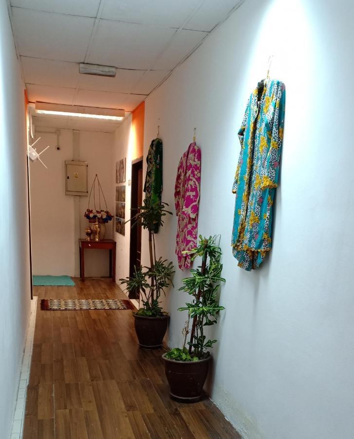 Forest Paradise Inn Teluk Bahang Private Malay Traditional House Concept Hotel By Wan エクステリア 写真