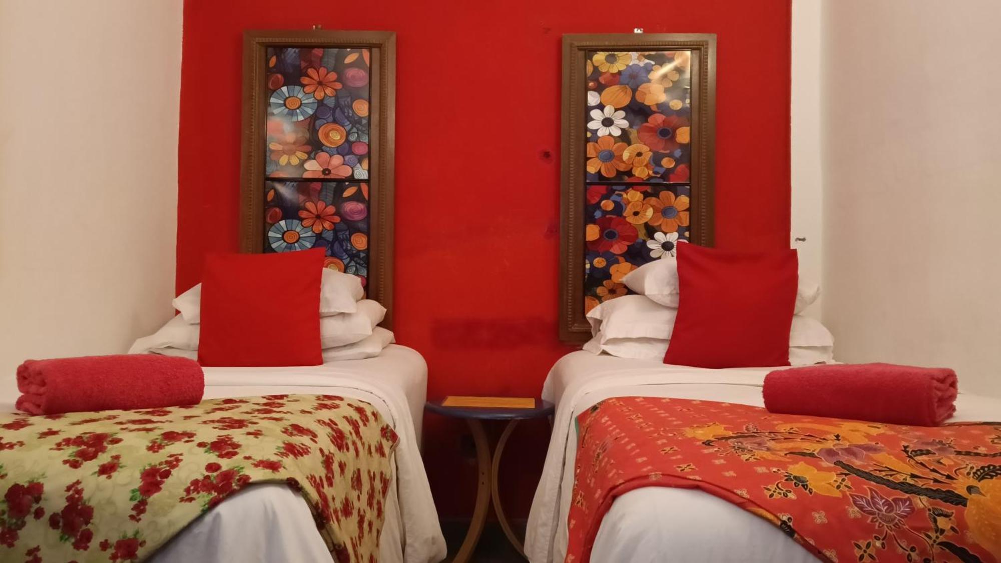 Forest Paradise Inn Teluk Bahang Private Malay Traditional House Concept Hotel By Wan エクステリア 写真